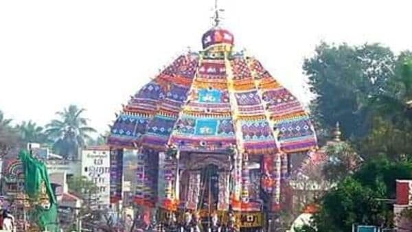 திருவாரூர் ஆழித்தேரோட்டம் இன்று கோலாகலமாக நடைபெற்றது. 