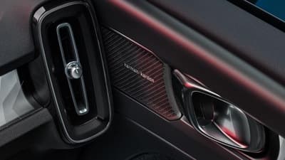 Volvo C40 ரீசார்ஜ் EV ஹர்மன் கார்டன்-இயங்கும் ஆடியோ சிஸ்டத்தை கொண்டுள்ளது.